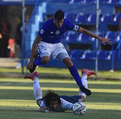 Sol de América recibe a Resistencia en Villa Elisa.