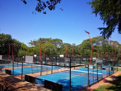 La Quinta Sports que cuenta con doce canchas de pádel, sin uso por más de tres meses de nuevo podrá volver a tener actividad desde el lunes cuando arranque la Fase 3 de la cuarentena inteligente, pero con los cuidados.