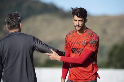 Gustavo Henrique Vernes (28), zaguero de Flamengo.