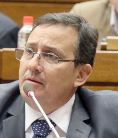 El diputad Pastor Vera (PLRA) pidió destinar fondos a transferencias directas a campesinos, pero se rechazó.