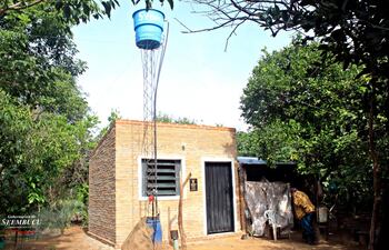 Entregan viviendas a familias en situación de vulnerabilidad.