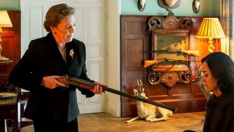 Los tres episodios de "Alguien tiene que morir" ya están disponibles en Netflix.