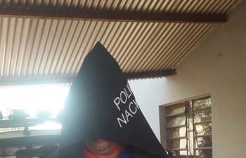 El sindicado se encuentra recluido en el calabozo de la Dirección de Policía, a disposición del Juzgado.