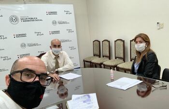 Reunión de la titular de Aseppe con el ministro Julio Mazzoleni