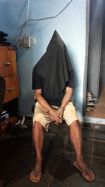 El sospechoso fue aprehendido a cinco cuadras del lugar del crimen.