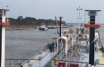 Tanto el río Paraguay como el Paraná aumentaron sus caudales, lo que permitió que pudieran navegar y trasladar mercaderías con mayor facilidad. Sin embargo, preocupa la sostenibilidad de estos mismos niveles de navegación. (Imagen gentileza de Roberto Bosc)