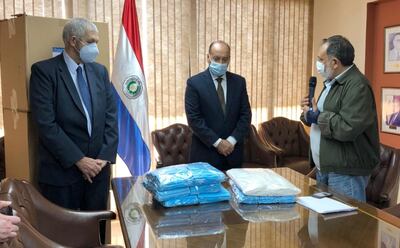 Los senadores Fulgencio Rodríguez (i),  Salomón y Sixto Pereira.