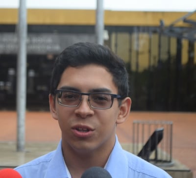 Nelson Maciel, durante una de sus comparecencias ante el Tribunal de Justicia de Encarnación en las demandas por difamación y calumnia promovidas en su contra.