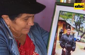 Obdulia Florenciano reclama saber qué pasó con Edelio Morínigo.