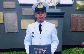 El suboficial de la Marina Marcos Gabriel Agüero González (22), trasladado al Hospital Nacional de Itauguá.