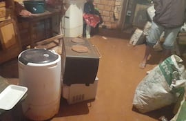 Los delincuentes dejaron las pertenencias de la dueña de casa luego de recibir la suma de G. 1.000.000.