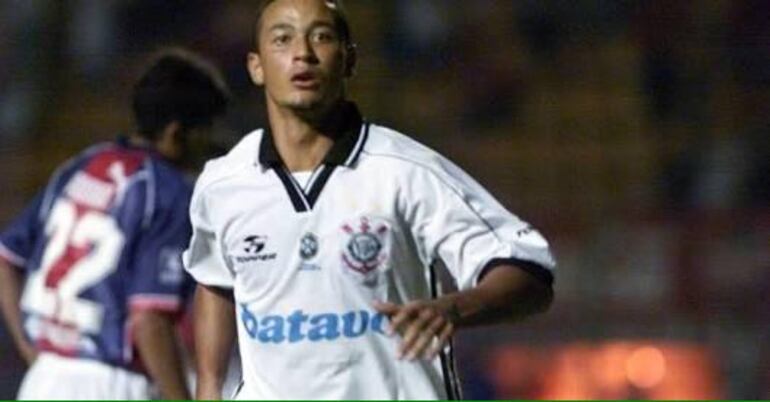 Fernando Baiano, quien le marcó cinco tantos a Cerro Porteño en la goleada 8-2 del Corinthians.