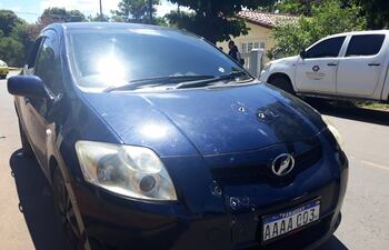 Catorce impacto de balas recibió el vehículo en el que iban las víctimas.