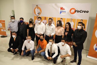 El intendente Miguel Prieto con los candidatos a concejalía de su equipo político.