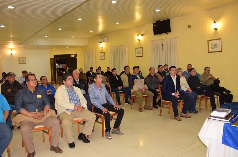 Por voto en mayoría de los presentes se autorizó la concertación para la Gobernación del Guairá con miras en las próximas elecciones generales. 