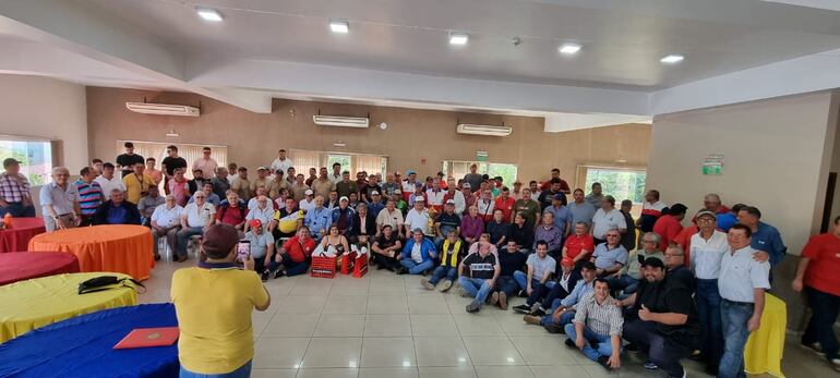 Competidores del Grand Slam del truco deportivo edición 2022, competencia conquistada por San Lorenzo Truco Club “Los  Amigos”.