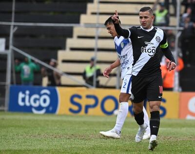 Derlis González, autor del segundo gol de Olimpia ante Ameliano.