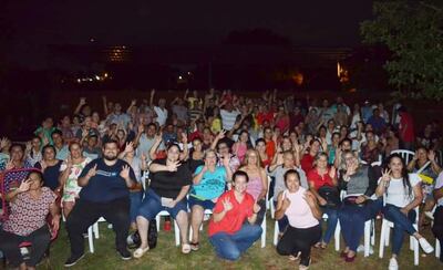 Una de las reuniones realizadas en Santani por el grupo político de la diputada Carmen Giménez