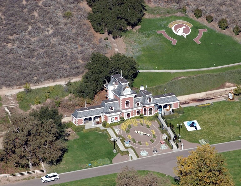 Vista del Rancho Neverland, la famosa residencia que perteneció al "Rey del Pop".