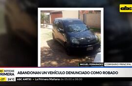 Abandonan vehículo denunciado como robado
