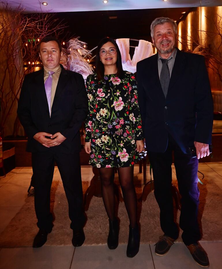 Marius Emil Martac, Ana Báez y Martín Tiefenbach.