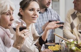DISCUSIÓN EN LA MESA