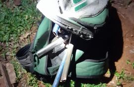 Los caños que Marco Antonio Fernández ya había logrado extraer del Hospital de Luque.