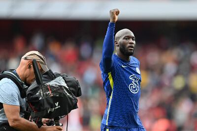 Romelu Lukaku debutó de gran forma en Chelsea.