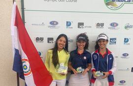 Damini Ghanshyani, Sabrina Duarte y María Inés Jaime.