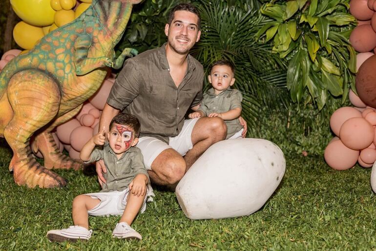 Papá Rubén Rubin con sus dos tesoros: Benja y Rafita. (Instagram/Rubén Rubin)