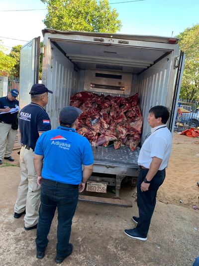 El producto cárnico ingresó al país para su comercialización desde el país vecino por lo que se dispuso su incautación y fue puesto a disposición de Senacsa.