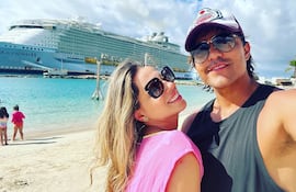 Marcelo Moreno y esposa Marilisy Antonelli disfrutan del caribe.
