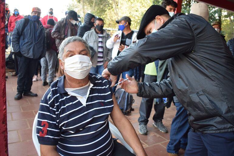 19-07-2021 mail emilce ramirez- Personas/Entrevistado: Arsenio Cantero- Lugar/localidad: Yaguarón- Fecha: 19 de Julio2. SOURCE: Autor / Fuente: Abc Color3. CATEGORY: Sección / Área: Interior.