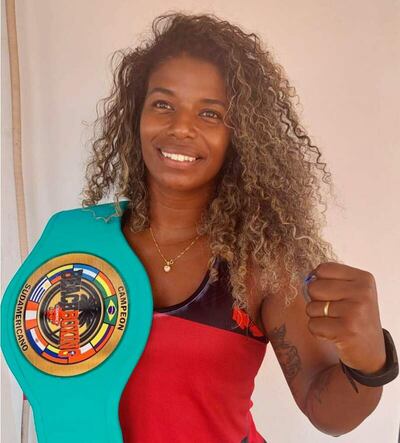 Vanessa Borda de Brasil se puso el cinturón sudamericano.