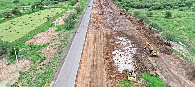 El MOPC informó que las comunidades del Chaco son beneficiadas con las obras de duplicación de la ruta Transchaco. Las mujeres pueden tener mayor participación en obras viales.