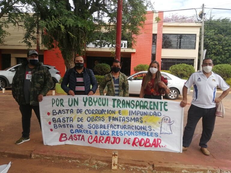 Los ciudadanos que defienden los recursos municipales.