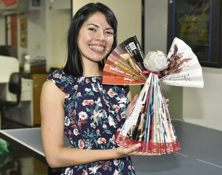 Fiorella Villamayor realizó este ángel a mano. 