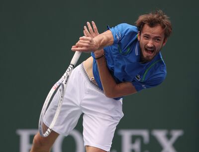 Daniil Medvedev avanza en Indian Wells
