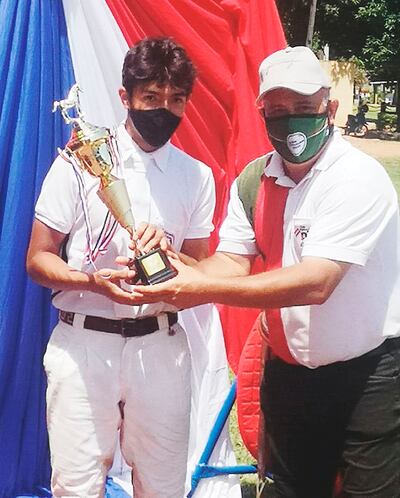 Iván Rodríguez ganador 0.80, con el Cnel. Claudio Panza (ACA).