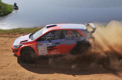 Sigue la espera por parte de los protagonistas del automovilismo para el retorno a las prácticas.