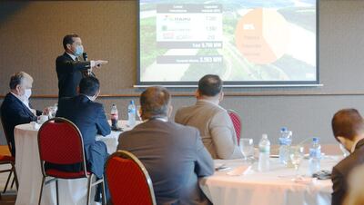 El titular de la ANDE, Félix Sosa, dijo que  identificarán los sectores donde se encuentran las industrias, para realizar  adecuaciones de las líneas o  mantenimien- tos para mejorar el servicio.