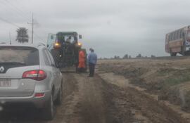 Trayecto Pilar a Villa Franca, en donde siguen trabajando sobre el terraplén en un tramo de 15 km.