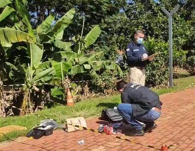 Evidencias incautadas del poder de los asaltantes de estación de servicios.