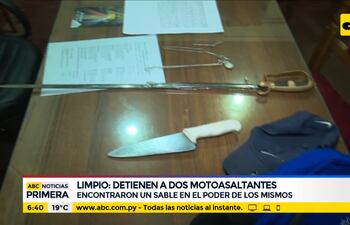 Detienen a motochorros que asaltaban con un sable