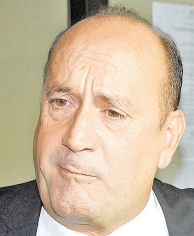 Óscar Rubén Salomón (ANR-Añetete), presidente de la Cámara de Senadores, asume hoy oficialmente el cargo.