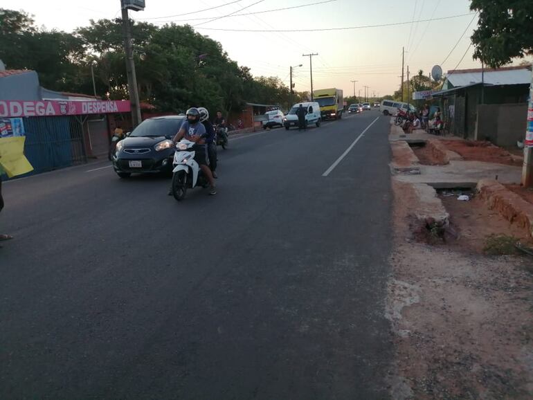 La nueva ruta une el Acceso Sur con la vía que une Ypané con Villeta y ya es muy utilizada y se precisa de una mejor iluminación y la instalación de reductores de velocidad.