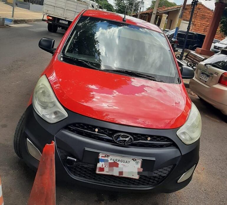 Automóvil que conducía el detenido.