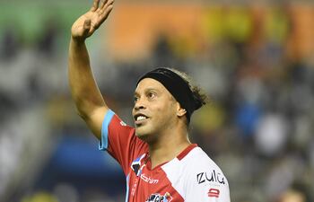 Ronaldinho Gaúcho será una de las estrellas del Partido por la Paz, que se disputará el 14 de noviembre en Roma.