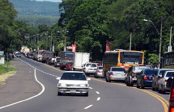 Los dueños de las empresas de colectivos que viajan al interior indicaron que trabajan a pérdida y plantean un subsidio.