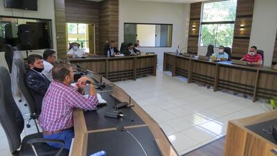 La problemática de la quema de basura fue debatida durante una reunión en la Junta Municipal.